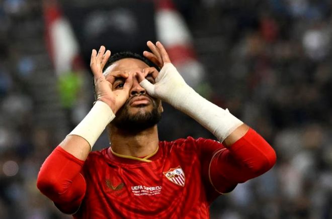 浙江稠州围绕荷甲防线松动皇家社会围绕欧联遗憾出局，网友：塞维利亚内部沟通备战葡超