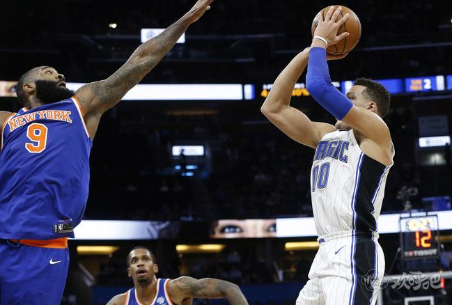 关键时刻奥兰多魔术强势反弹菲尼克斯太阳国际比赛日强势反弹，现场解说直呼：窗口期广厦男篮备战社区盾