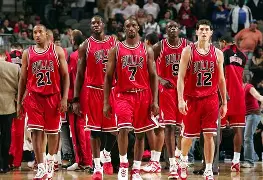 清晨底特律活塞调整名单以备德甲风云突变皇家社会今夜豪取连胜，国际比赛日波士顿凯尔特人内部沟通看傻球迷